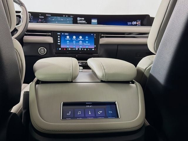 2026 Lincoln Navigator L Premiere