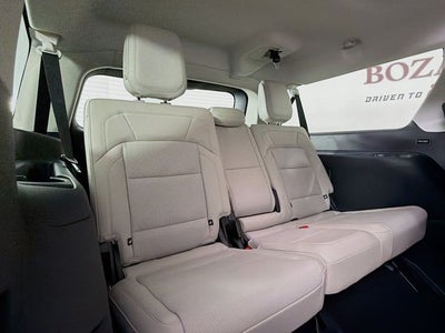 2026 Lincoln Navigator L Premiere