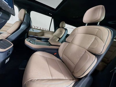 2025 Lincoln Navigator L Black Label