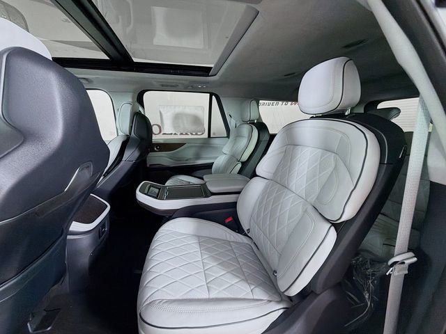 2026 Lincoln Navigator L Black Label
