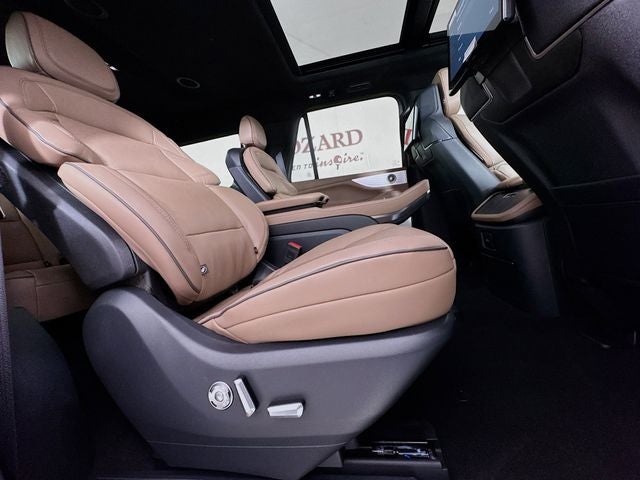 2025 Lincoln Navigator L Black Label