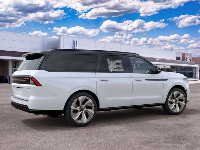 2027 Lincoln Navigator L Black Label
