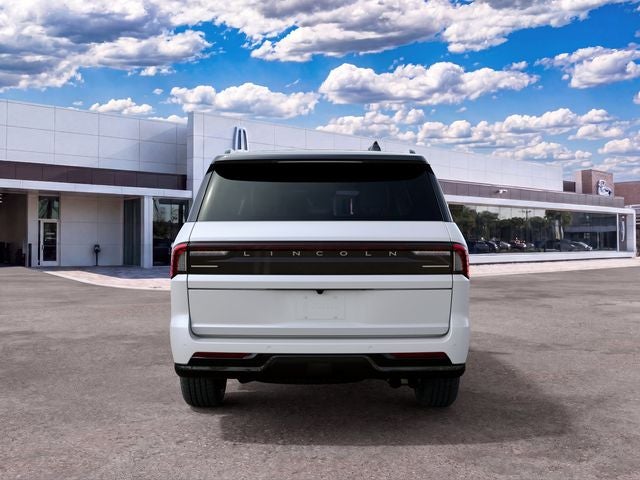 2027 Lincoln Navigator L Black Label