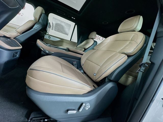 2025 Lincoln Navigator L Black Label