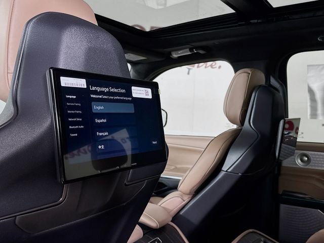 2025 Lincoln Navigator L Black Label