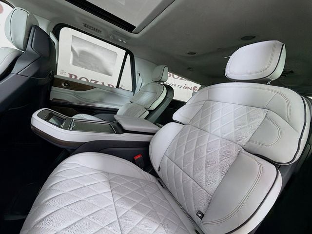 2026 Lincoln Navigator L Black Label