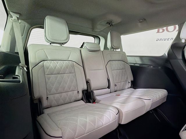 2026 Lincoln Navigator L Black Label