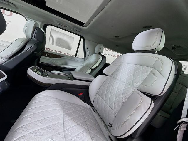 2026 Lincoln Navigator L Black Label