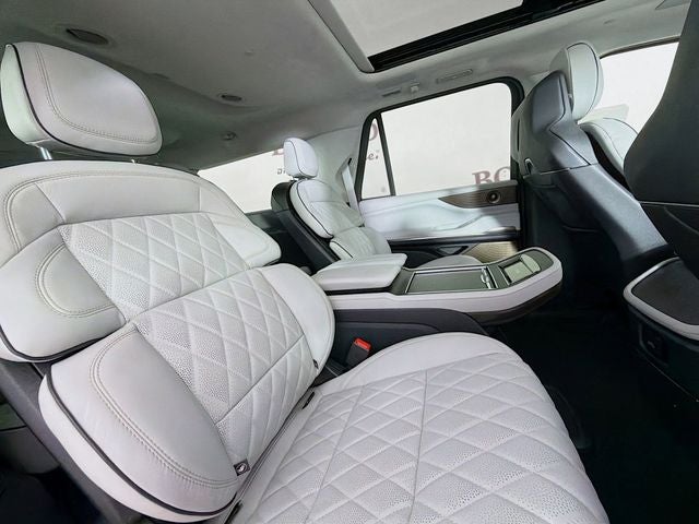 2026 Lincoln Navigator L Black Label
