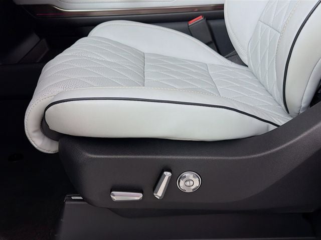 2026 Lincoln Navigator L Black Label