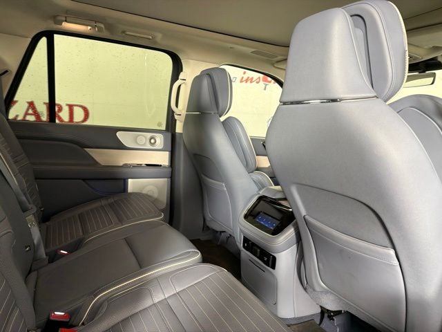 2024 Lincoln Navigator L Black Label
