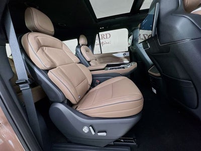 2025 Lincoln Navigator L Black Label