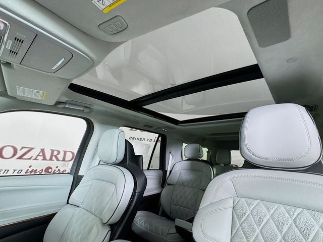 2025 Lincoln Navigator L Black Label