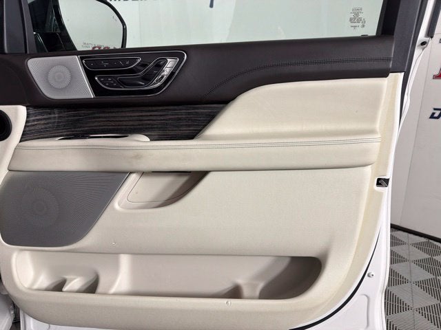 2020 Lincoln Navigator L Black Label