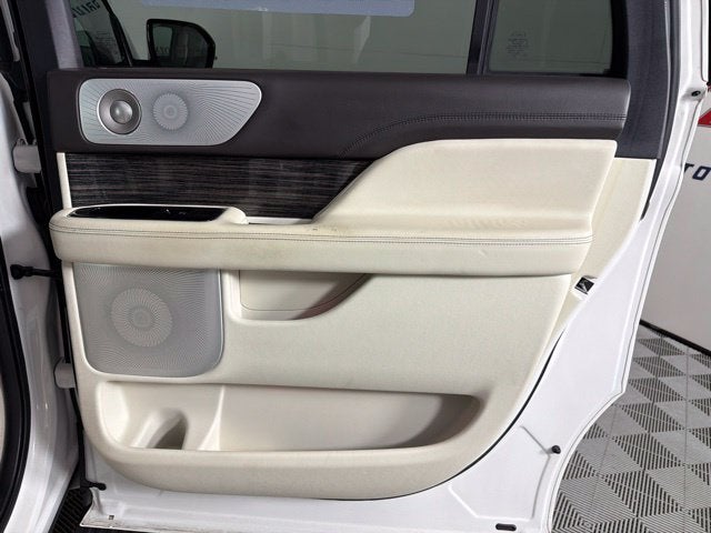 2020 Lincoln Navigator L Black Label