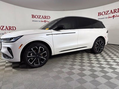 2025 Lincoln Nautilus Reserve
