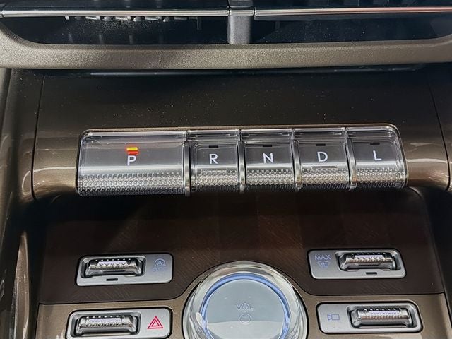 2025 Lincoln Nautilus Black Label