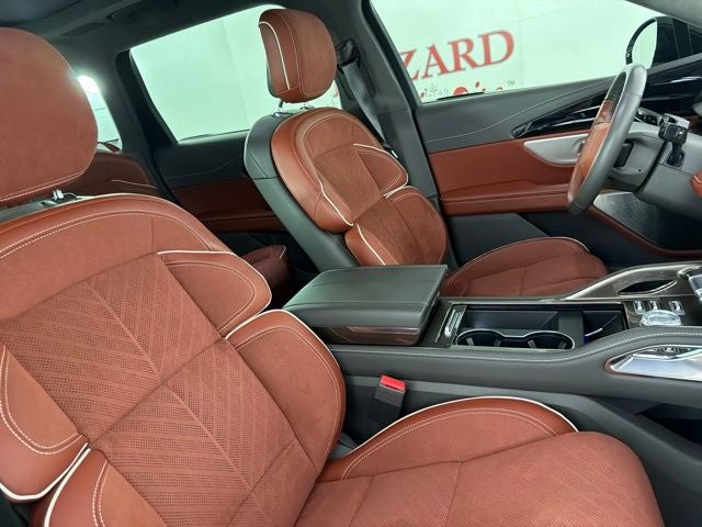 2024 Lincoln Nautilus Black Label