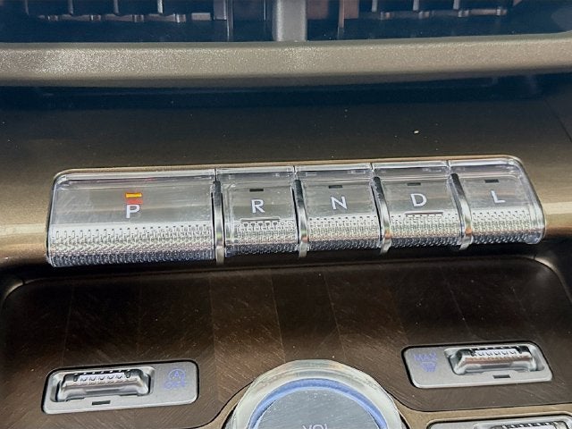 2025 Lincoln Nautilus Black Label
