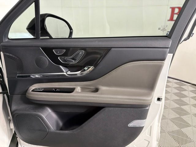 2024 Lincoln Corsair Plug-In Hybrid Grand Touring