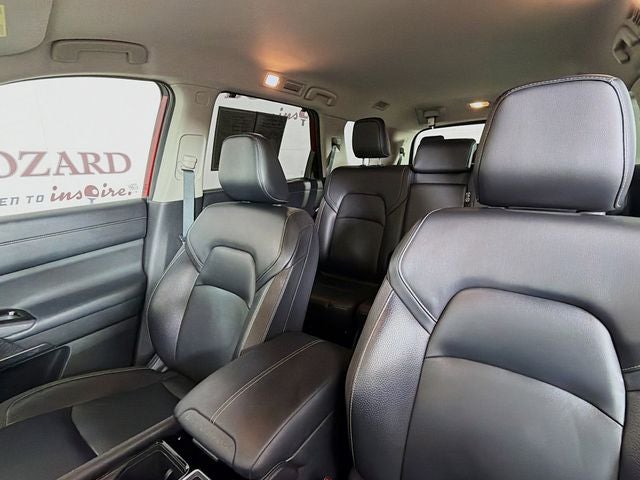 2022 Nissan Pathfinder SL