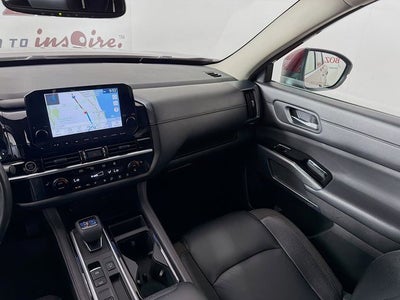 2022 Nissan Pathfinder SL