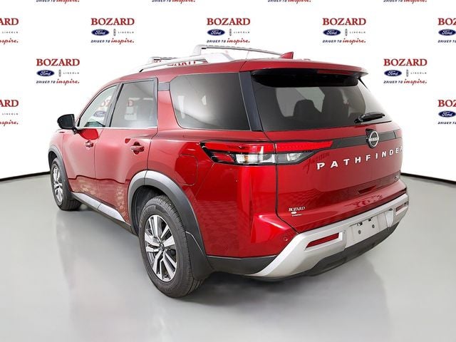 2022 Nissan Pathfinder SL