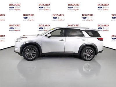 2024 Nissan Pathfinder SL