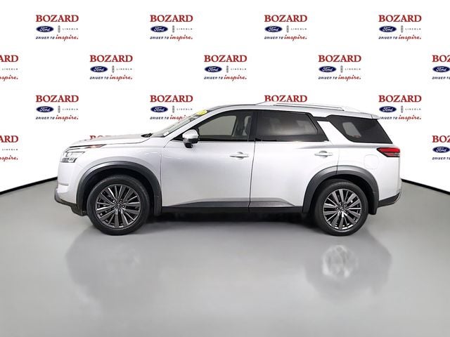2024 Nissan Pathfinder SL