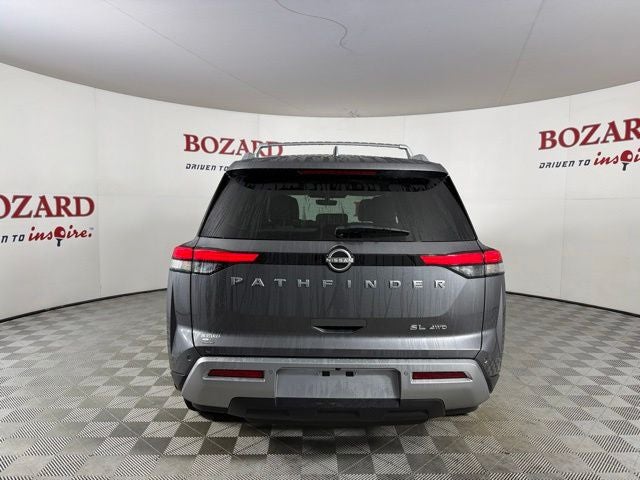 2025 Nissan Pathfinder SL