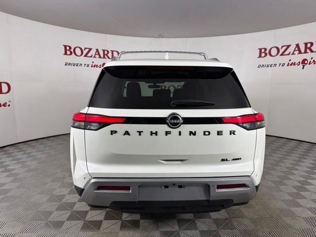 2022 Nissan Pathfinder SL
