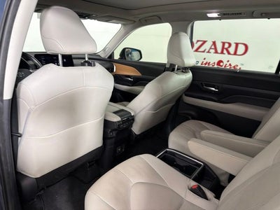 2024 Toyota Grand Highlander Platinum