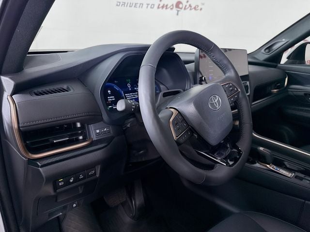 2025 Toyota Grand Highlander Hybrid MAX Platinum