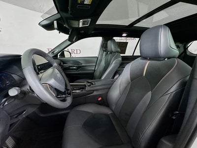 2025 Toyota Grand Highlander Hybrid MAX Platinum