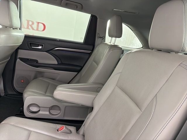 2015 Toyota Highlander Limited Platinum V6