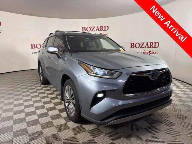 2021 Toyota Highlander Hybrid Platinum