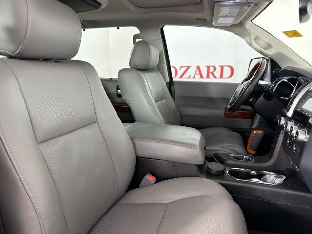 2022 Toyota Sequoia Platinum