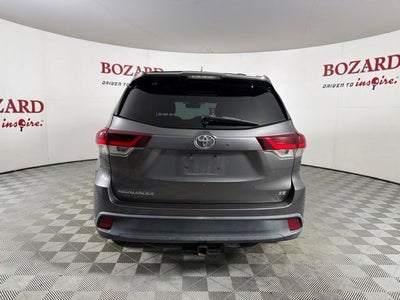 2019 Toyota Highlander SE