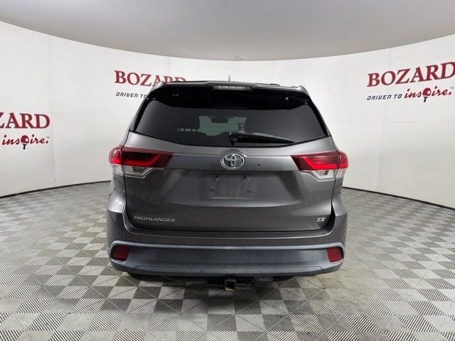 2019 Toyota Highlander SE