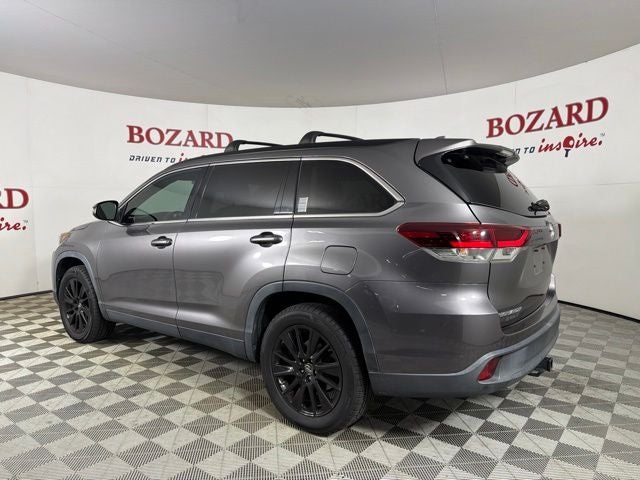 2019 Toyota Highlander SE