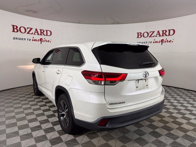 2017 Toyota Highlander LE