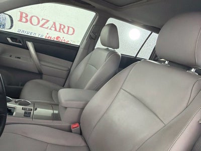 2013 Toyota Highlander SE
