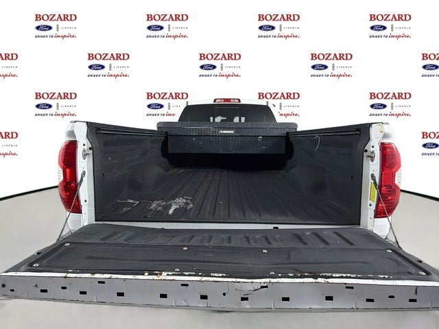 2018 Toyota Tundra SR5