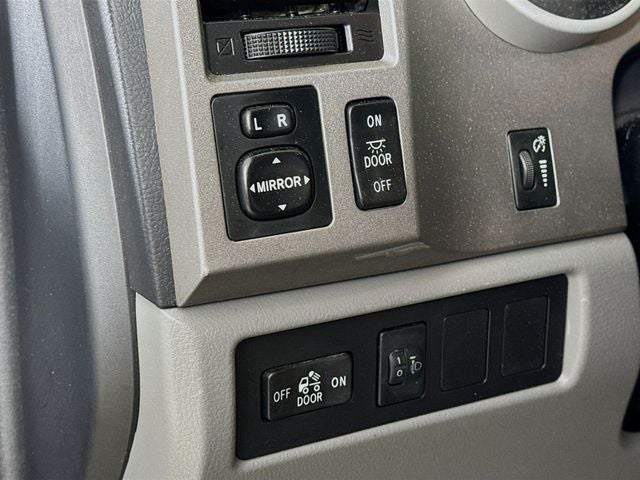 2010 Toyota Tundra Grade