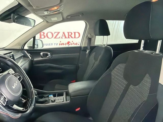 2022 Kia Sorento LX