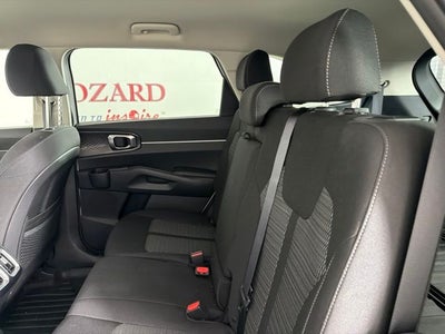 2022 Kia Sorento LX