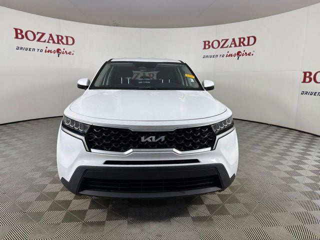 2022 Kia Sorento LX