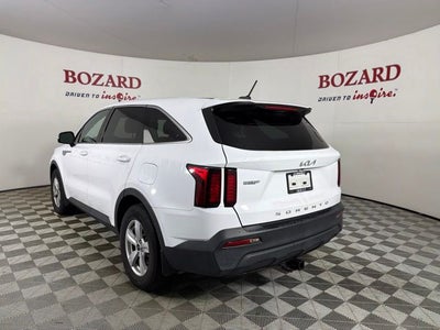 2022 Kia Sorento LX