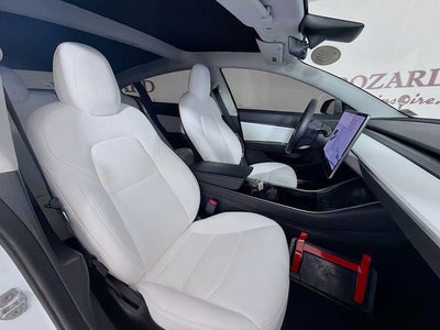 2019 Tesla Model 3 Performance