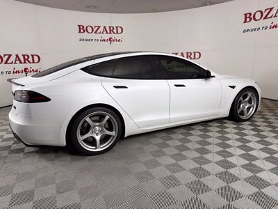 2022 Tesla Model S Plaid